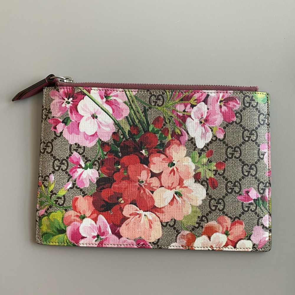 Gucci Blooms Pouch